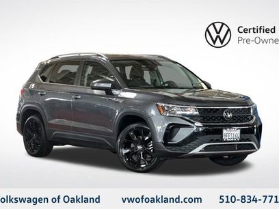 Certified 2023 Volkswagen Taos SE w/ Black Wheel Package