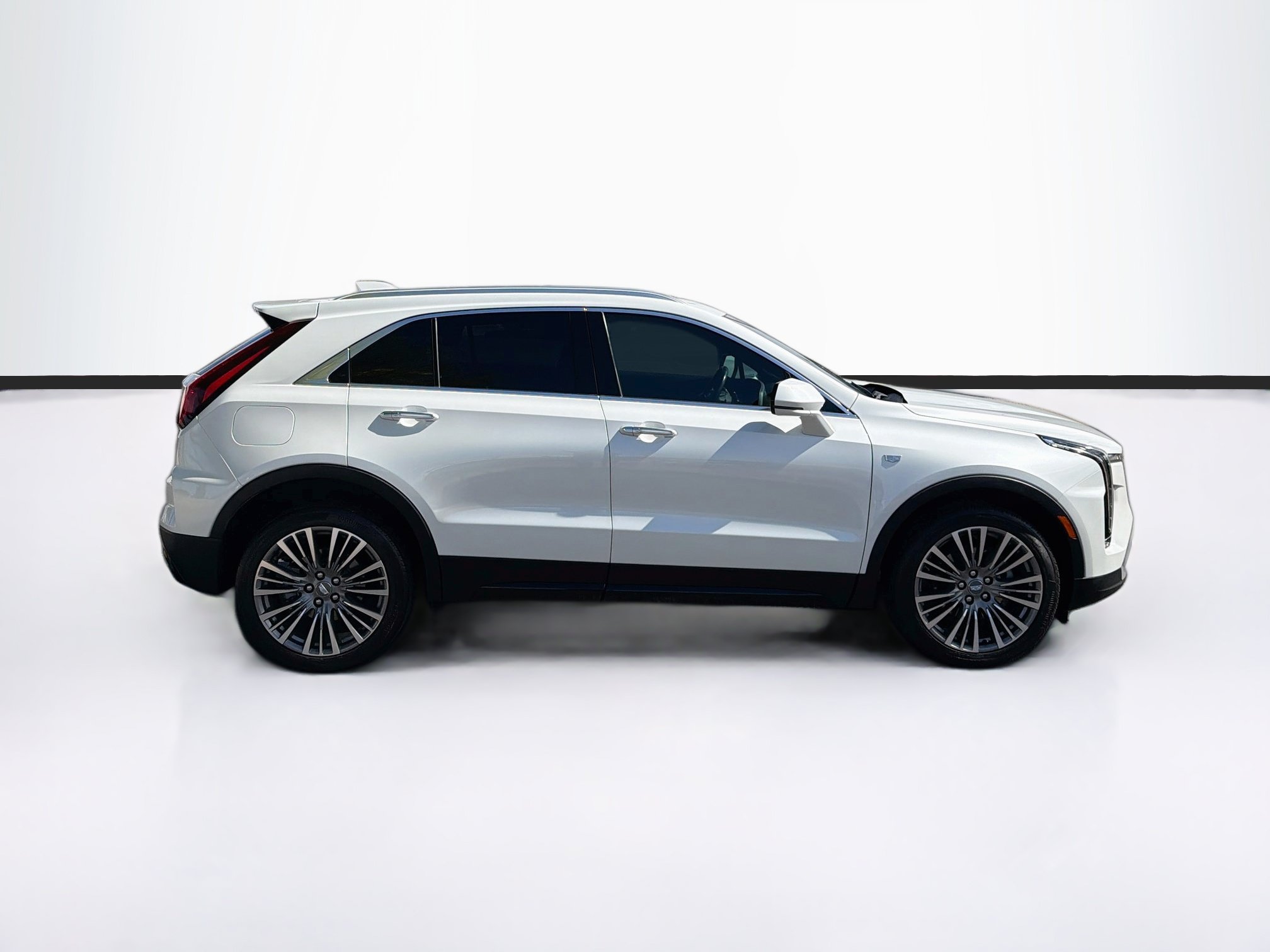 Certified 2024 Cadillac XT4 Premium Luxury FWD image 4