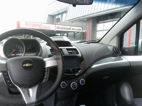 Used 2015 Chevrolet Spark LT FWD image 17