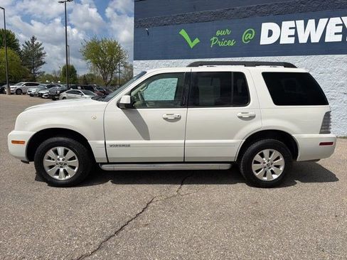 Used 2010 Mercury Mountaineer AWD image 2