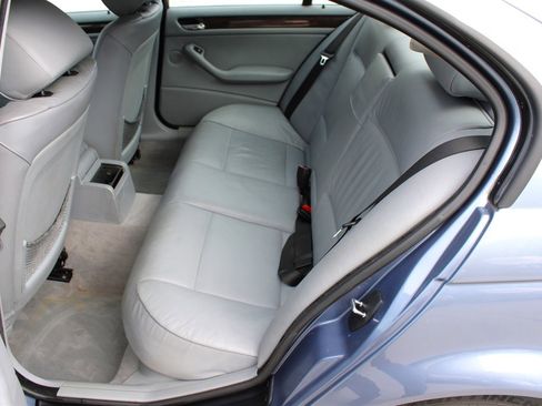 Used 2000 BMW 323i Sedan image 18