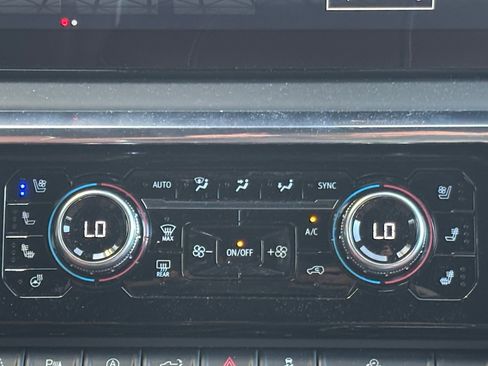 Used 2025 GMC Sierra 1500 Denali Ultimate image 4