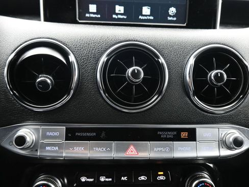 Used 2021 Kia Stinger GT-Line image 20