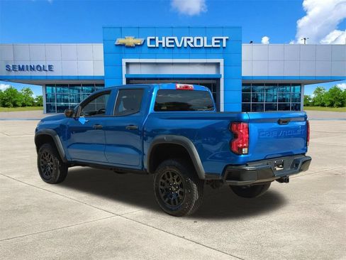 Used 2024 Chevrolet Colorado Trail Boss w/ Advanced Trailering Package AWD/4WD image 3