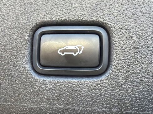 Used 2023 Hyundai Palisade Calligraphy image 19