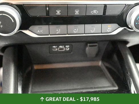 Used 2024 Nissan Altima 2.5 SV image 31