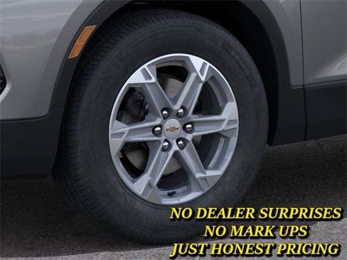 New 2026 Chevrolet Blazer LT image 9