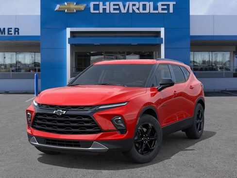 New 2026 Chevrolet Blazer LT w/ Convenience Package FWD image 30