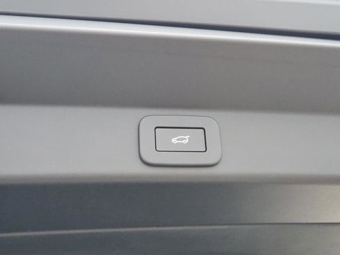 New 2026 Land Rover Range Rover Sport Dynamic SE AWD/4WD image 31