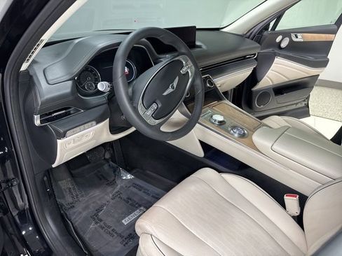 Used 2023 Genesis GV80 3.5T Advanced + AWD/4WD image 15