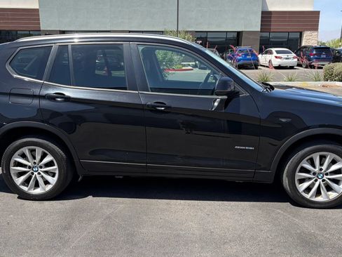 Used 2017 BMW X3 sDrive28i w/ Premium Package RWD image 6
