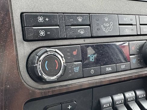 Used 2012 Ford F250 Lariat w/ Chrome Pkg AWD/4WD image 18
