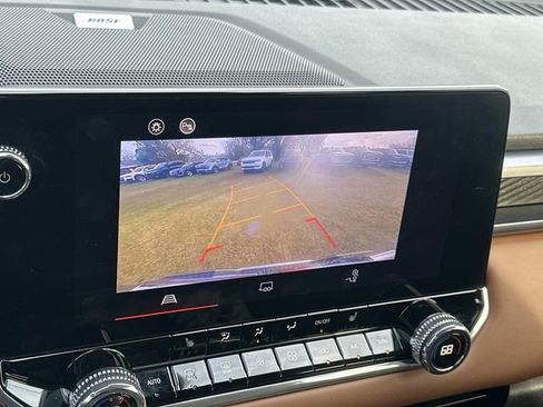 Used 2024 GMC Canyon AT4 w/ Canyon Safety Plus Package image 35