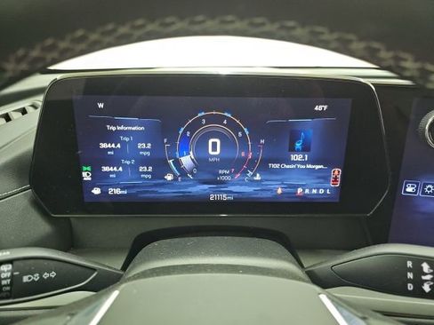 Used 2025 Chevrolet Traverse LT image 29