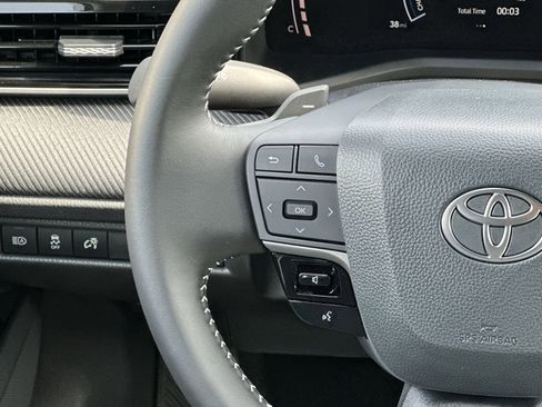 Used 2026 Toyota Camry SE w/ Convenience Package FWD image 20
