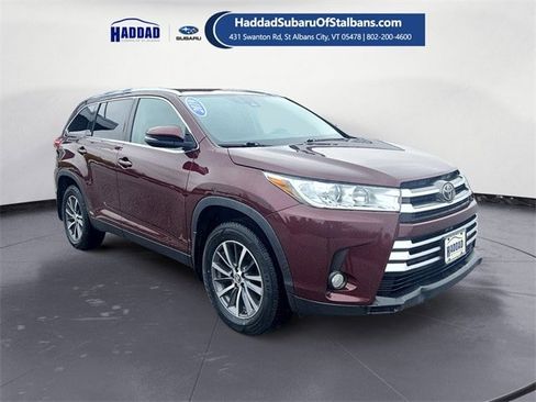 Used 2019 Toyota Highlander XLE image 7
