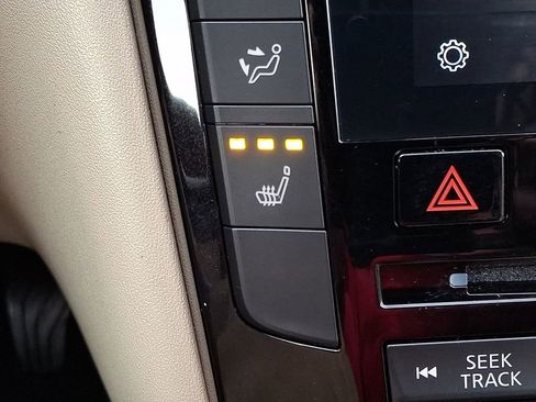 Used 2020 INFINITI QX50 Luxe w/ Navigation Package image 25