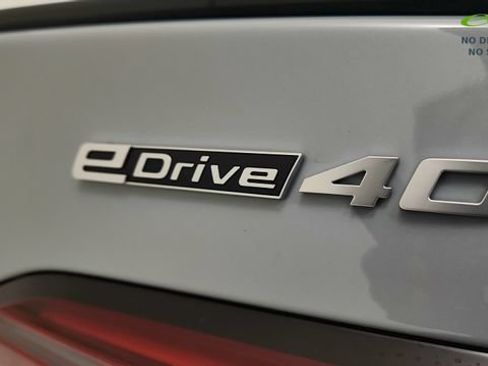 Used 2026 BMW i5 eDrive40 w/ M Sport Package RWD image 51