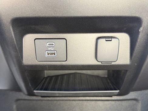 Certified 2021 Ford F550 4x4 Regular Cab Super Duty image 41
