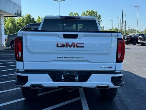 Used 2021 GMC Sierra 1500 AT4 w/ AT4 Premium Package AWD/4WD image 5