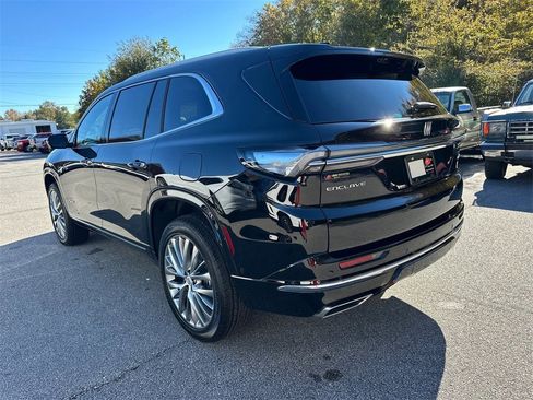 New 2026 Buick Enclave Avenir w/ Super Cruise Package image 8