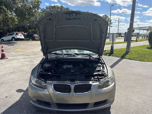 Used 2010 BMW 328i Convertible RWD image 34