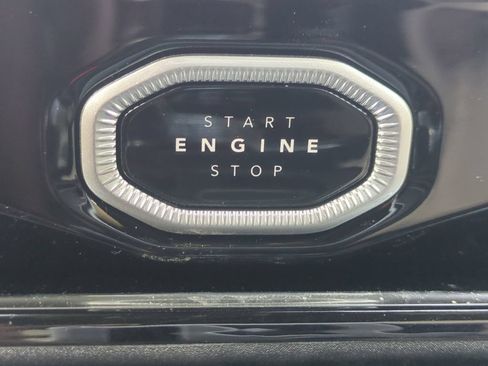 New 2026 Jeep Grand Cherokee L Limited RWD image 31