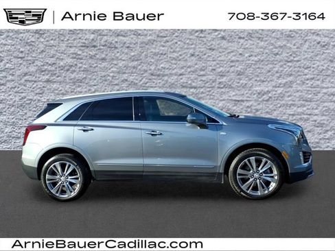 Used 2023 Cadillac XT5 Premium Luxury w/ LPO, Floor Liner Package AWD/4WD image 4