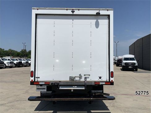 Used 2024 Chevrolet Express 3500 w/ Power Convenience Package RWD image 7