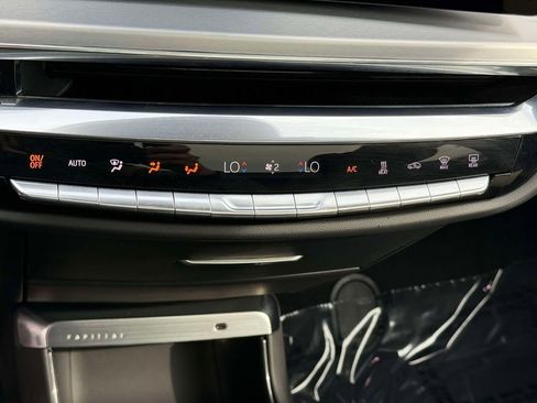 Used 2024 Cadillac Lyriq Sport image 26