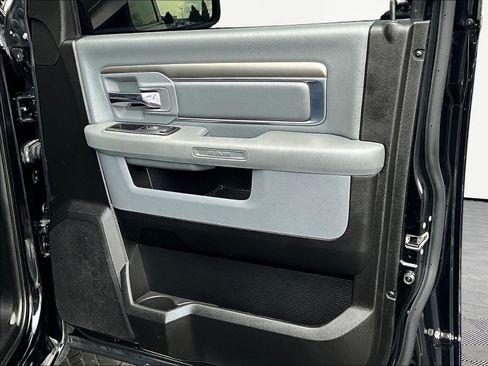 Used 2019 RAM 1500 Lone Star RWD image 28