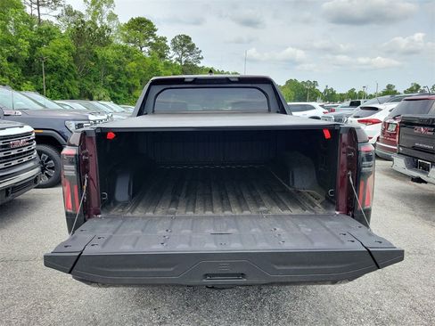 New 2025 GMC Sierra EV Denali image 6