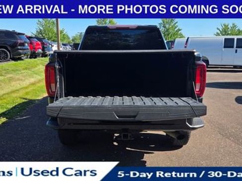 Used 2021 GMC Sierra 2500 AT4 w/ Snow Plow Prep/Camper Package AWD/4WD image 10