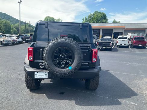 New 2026 Ford Bronco Big Bend w/ Black Diamond Package AWD/4WD image 6