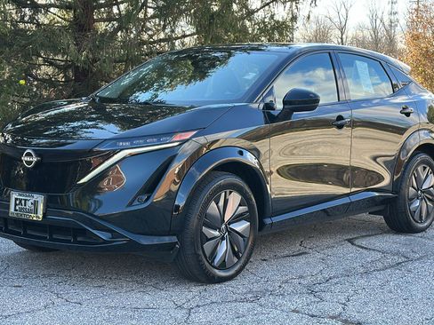 Certified 2024 Nissan Ariya AWD image 2