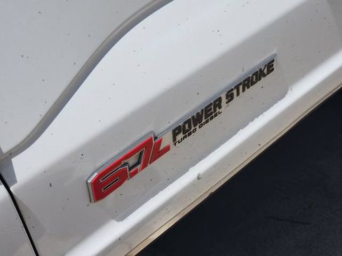 Used 2024 Ford F250 Platinum AWD/4WD image 12