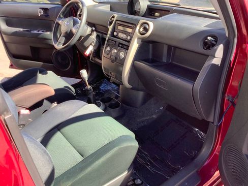 Used 2006 Scion xB FWD image 29