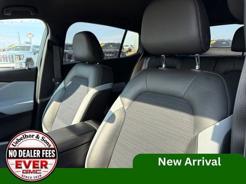 Used 2024 Buick Envista Preferred w/ Convenience I Package FWD image 22