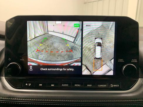 Used 2022 Nissan Rogue Platinum w/ Head-Up Display Package image 30