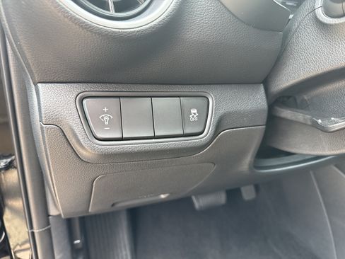 Used 2024 Kia Forte LXS FWD image 30