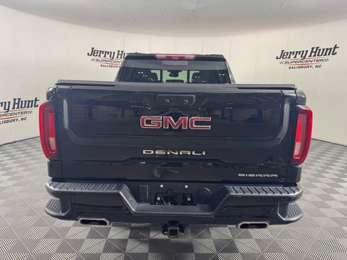 Used 2023 GMC Sierra 1500 Denali w/ Denali Reserve Package AWD/4WD image 8