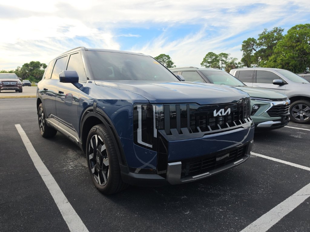 Certified 2027 Kia Telluride S FWD image 2