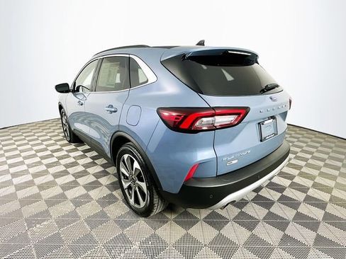 Used 2025 Ford Escape Platinum image 8