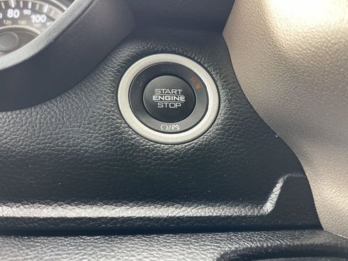 Used 2021 RAM 1500 Laramie image 13