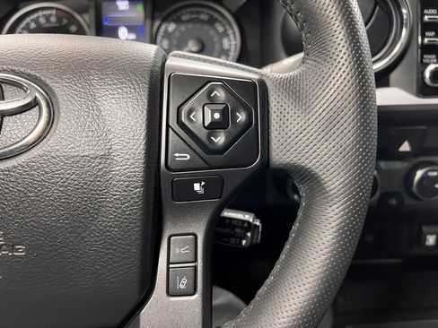 Used 2023 Toyota Tacoma TRD Sport image 15