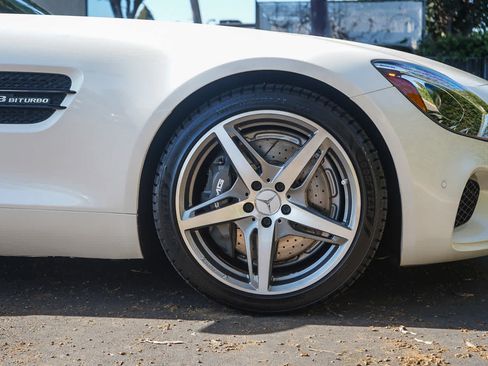 Used 2017 Mercedes-Benz AMG GT Coupe image 9