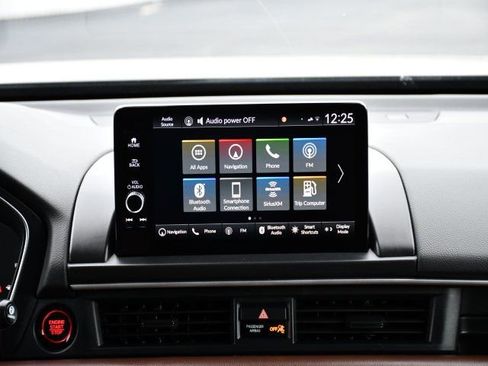 Used 2024 Honda Pilot Elite image 26