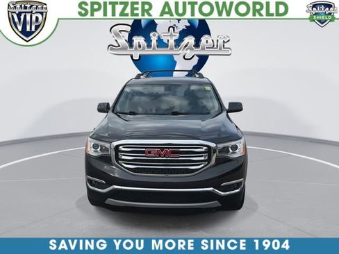 Used 2017 GMC Acadia SLT image 3