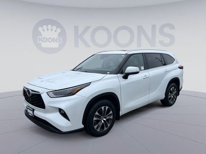 Used 2022 Toyota Highlander XLE