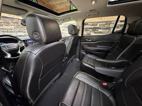 Used 2023 GMC Acadia Denali w/ Denali Ultimate Package AWD/4WD image 31